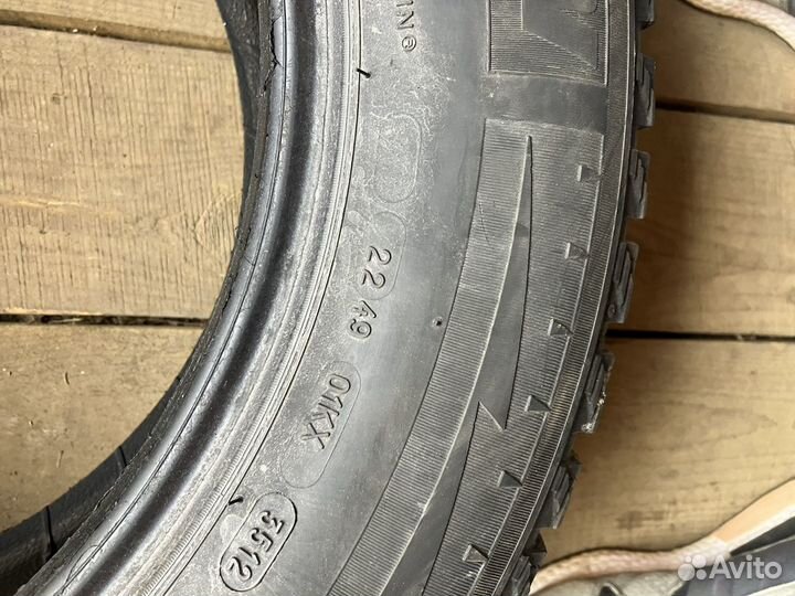 Michelin X-Ice North 215/60 R16 99T