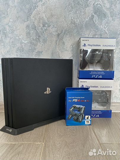 Sony PS4 pro 1tb + 95 игр