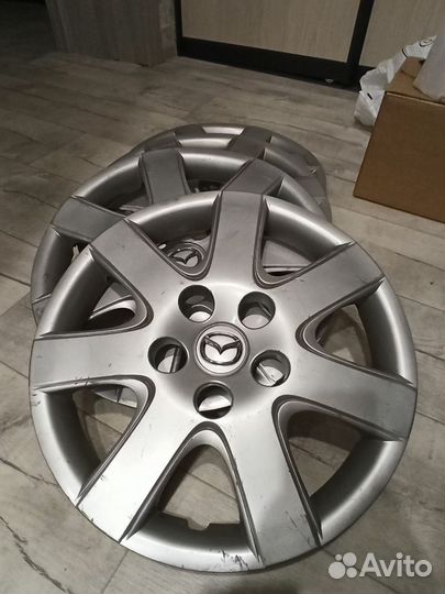 Продаю оригинальные колпаки R15 mazda