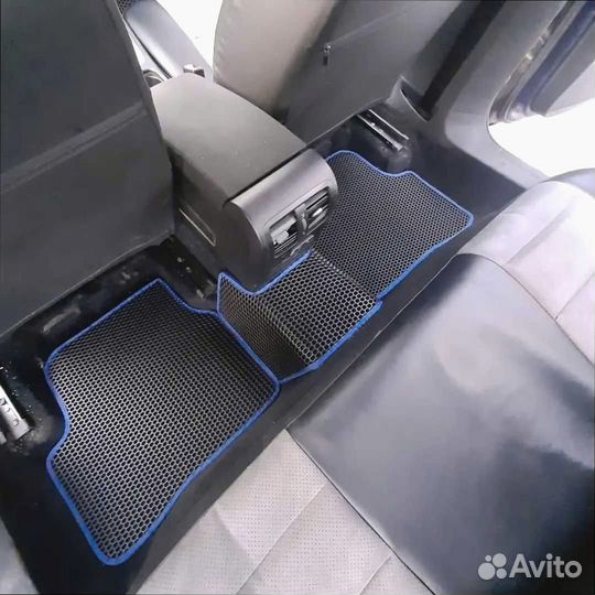 3D автомобильные коврики с бортами с доставкой