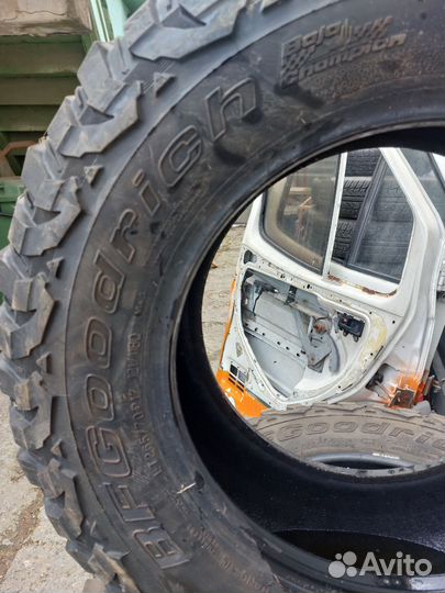 Bfgoodrich Mud-Terrain T/A KM3 265/70 R17 118Q