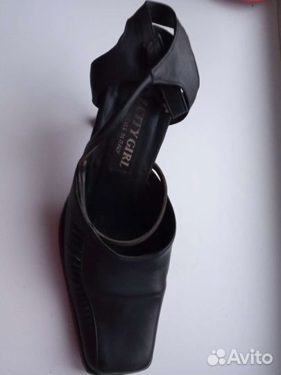 Туфли летние бренд V city girl Италия 36 размер