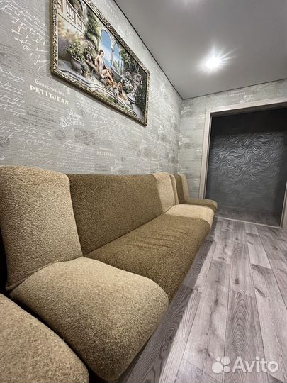 Диван с креслами