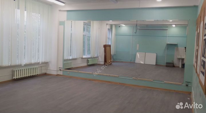 Зеркало настенное