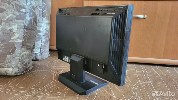 Продам монитор Acer V193W