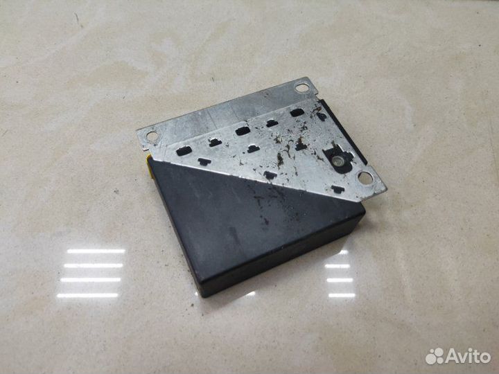 Блок управления Airbag Volkswagen Passat B6 1.9