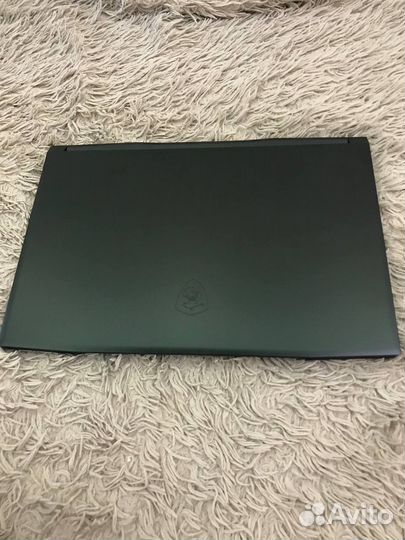 Игровой ноутбук MSI Katana G76 11UC-679XRU