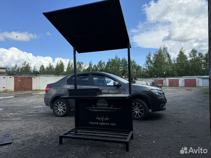 Мангал с крышей
