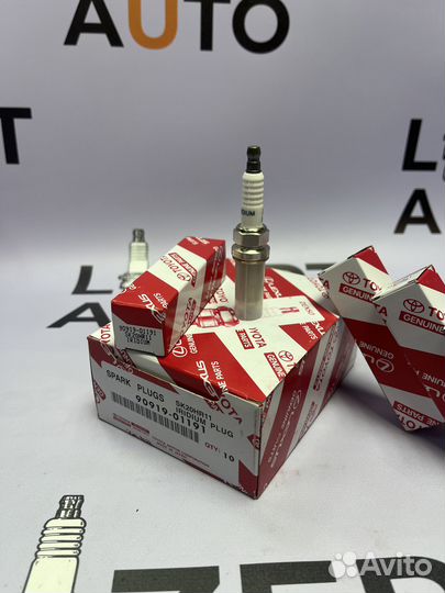 Свеча зажигания SK20HR11 Denso 90919/01191 Toyota