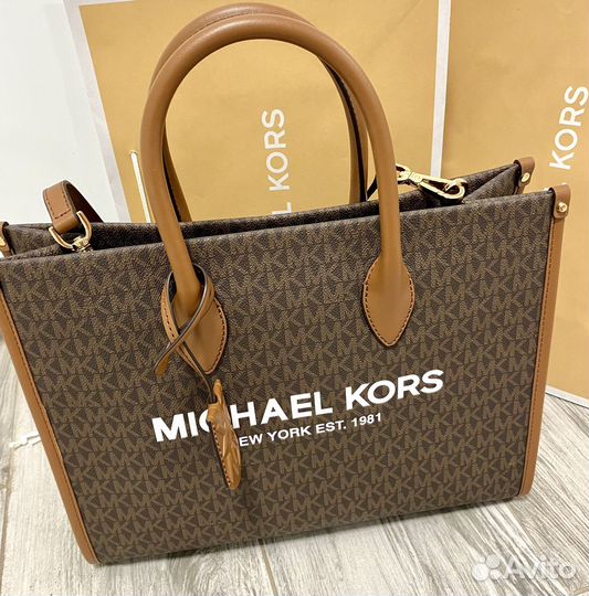 Сумка Michael Kors 35.5x26.5x12.5 наличие одна