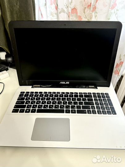 Ноутбук asus X555L игровой