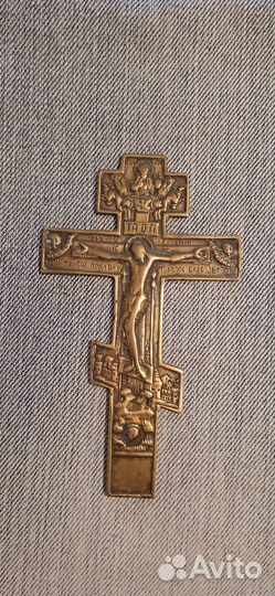 Старинный крест бронза