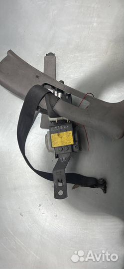 Ремень безопасности передний правый Nissan Almera