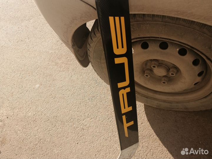 Вратарская клюшка true