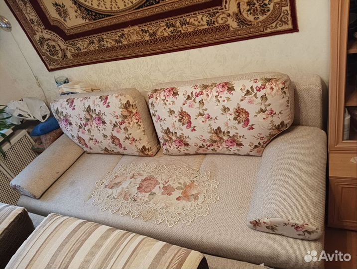 Диваны тумба комод