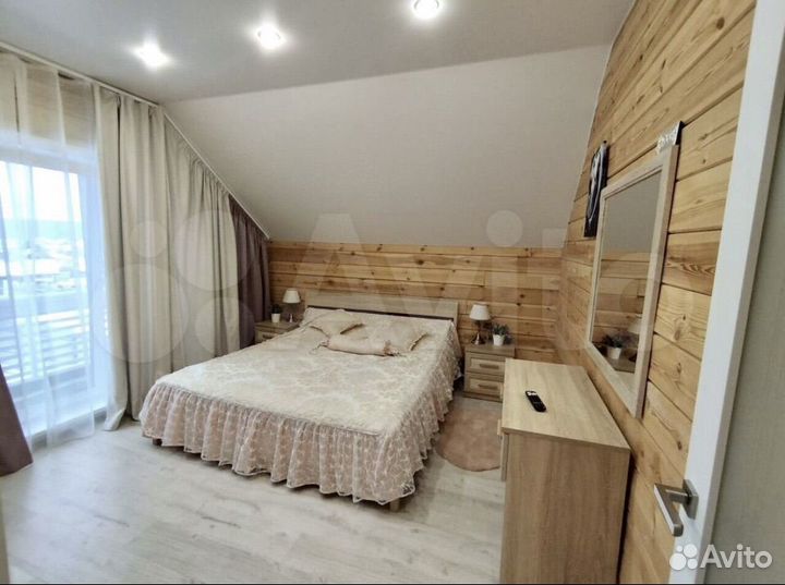 Спальный гарнитур бу