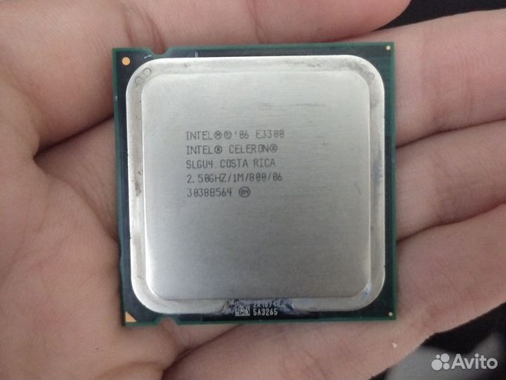 Процессор Celeron E3300
