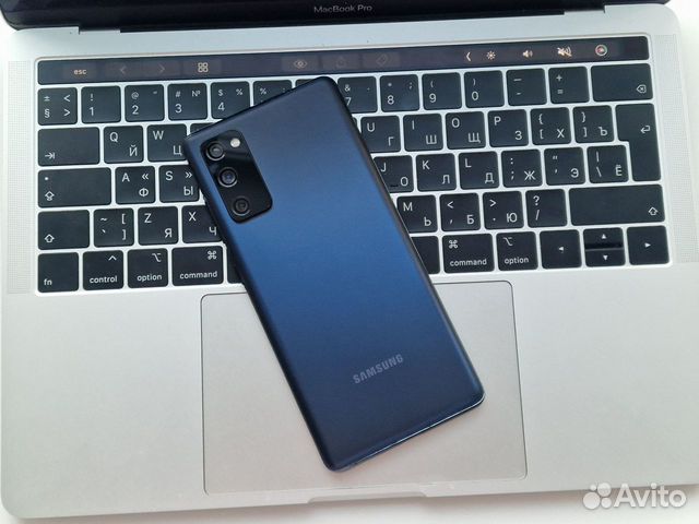 Samsung Galaxy S20 FE, 6/128 ГБ объявление продам