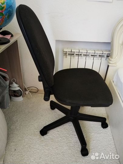 Компьютерное кресло