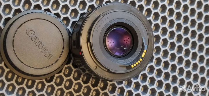 Объектив canon 50mm f 1 8