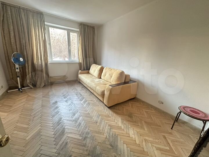 2-к. квартира, 54 м², 2/17 эт.