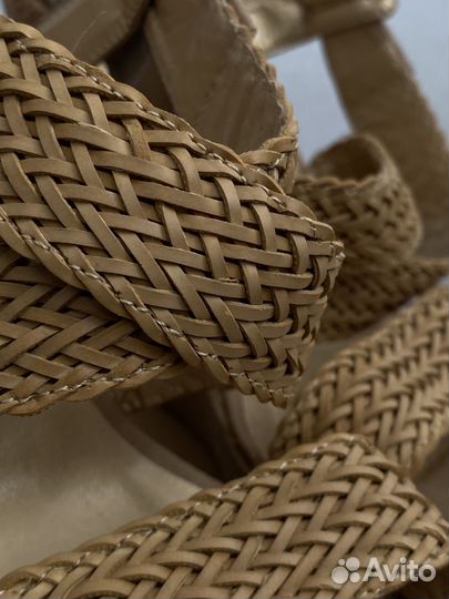 Босоножки incity