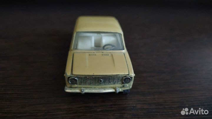 Модель ваз 2101 1:43 СССР