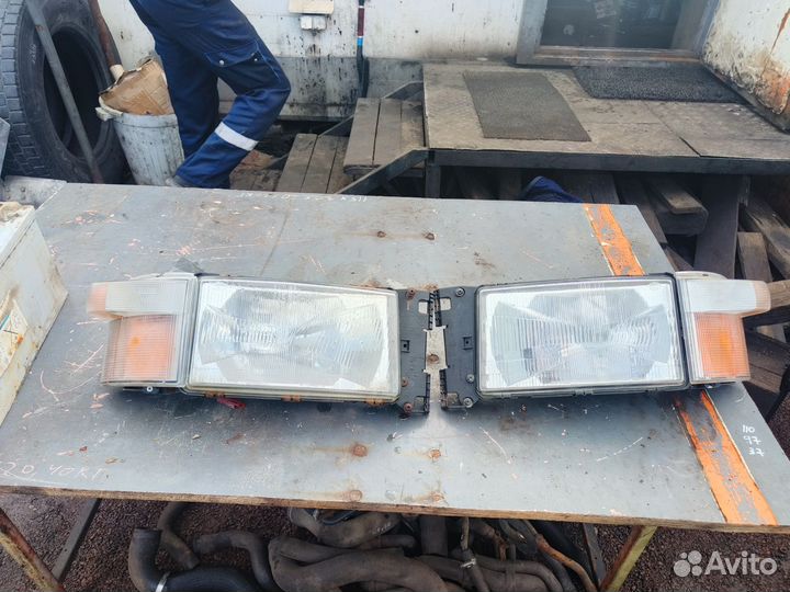 Фара главного света Scania 4 серии