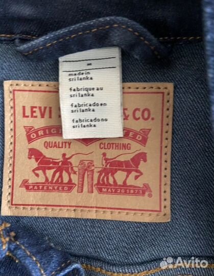 Джинсовая куртка levis