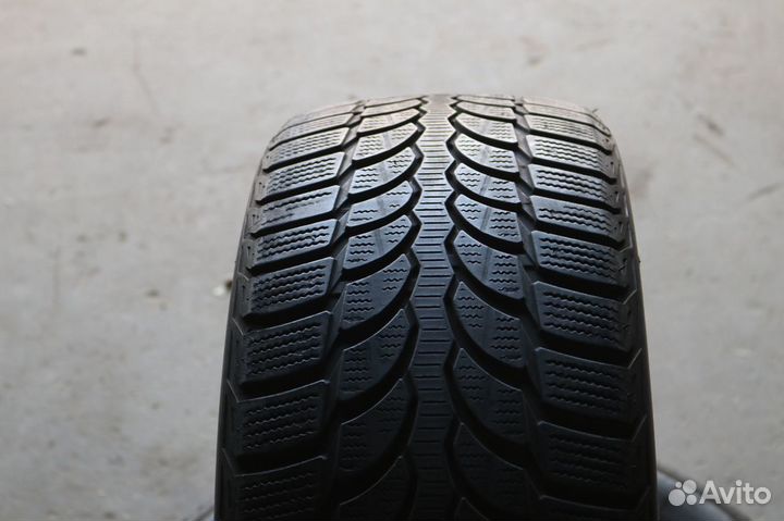 Bridgestone Blizzak LM-32 215/45 R20