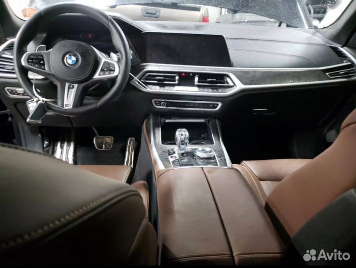 BMW X7 3.0 AT, 2022, битый, 14 125 км