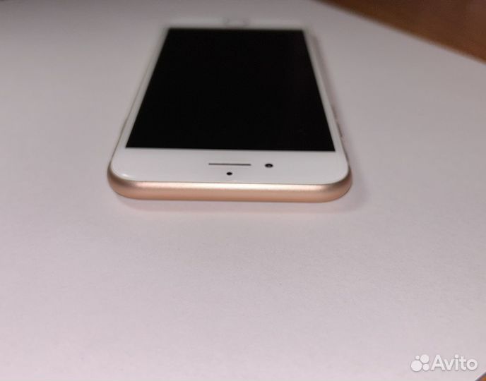 iPhone 8, 64 ГБ