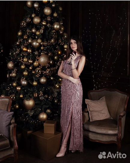 Платье вечернее