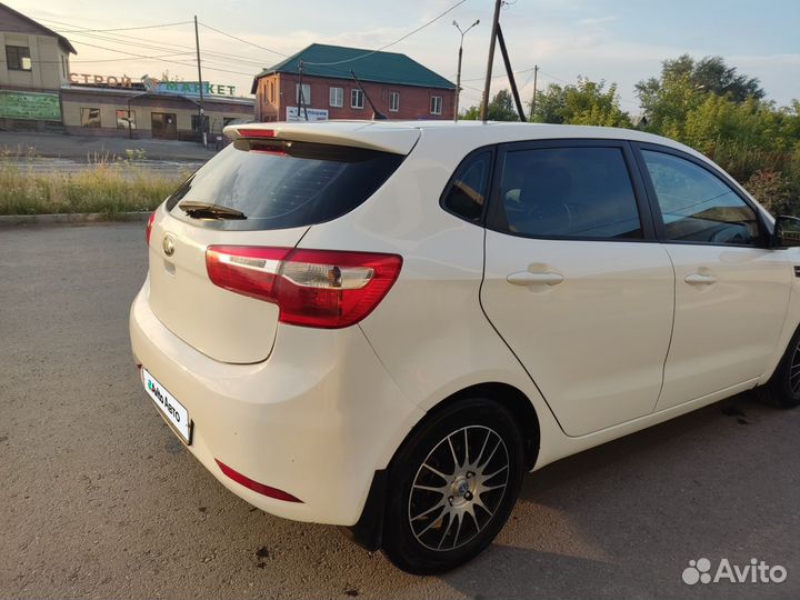 Kia Rio 1.4 AT, 2013, 107 000 км