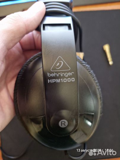 Behringer HPM1000-BK