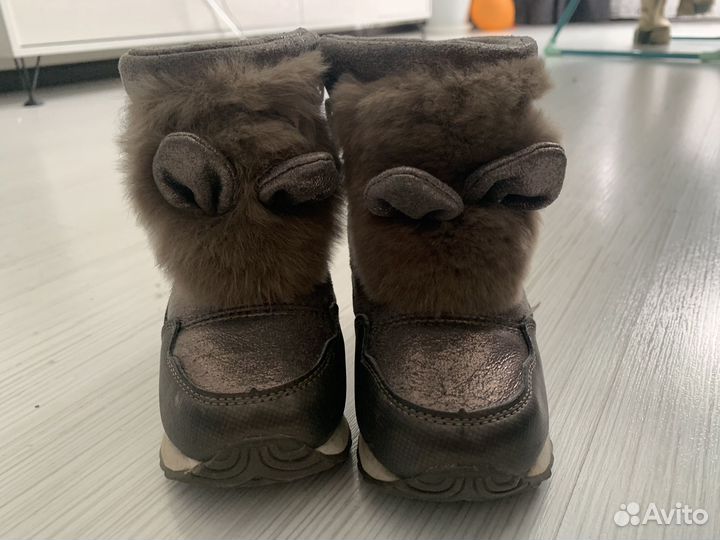 Зимние ботинки на девочку