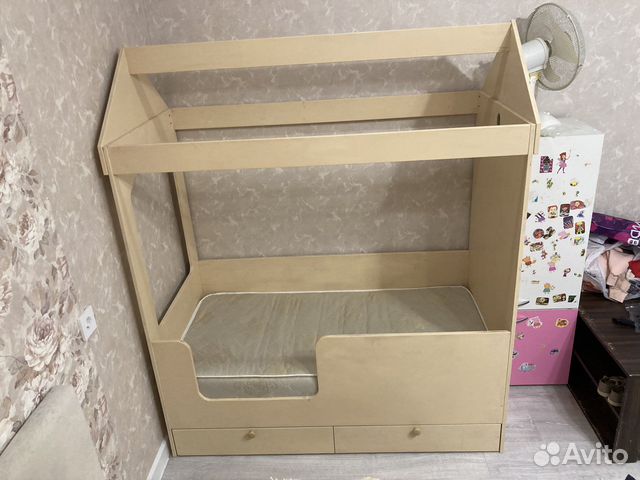 Детская кровать домик с матрасом