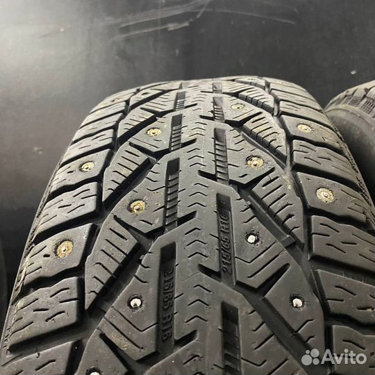 Tigar SUV Ice 215/65 R16 102T