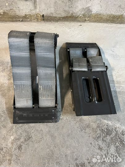 Упоры/башмаки противооткатные volvo