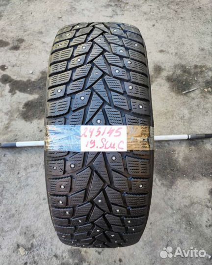 Dunlop SP Winter Ice 02 245/45 R19 102T