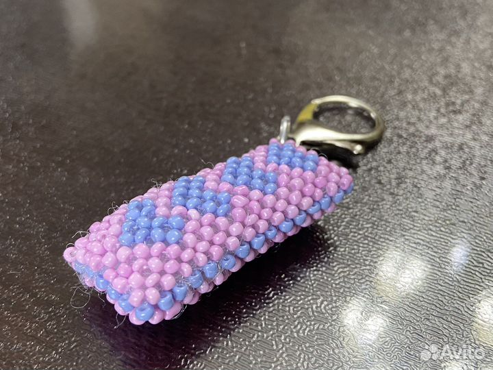 Брелок из бисера
