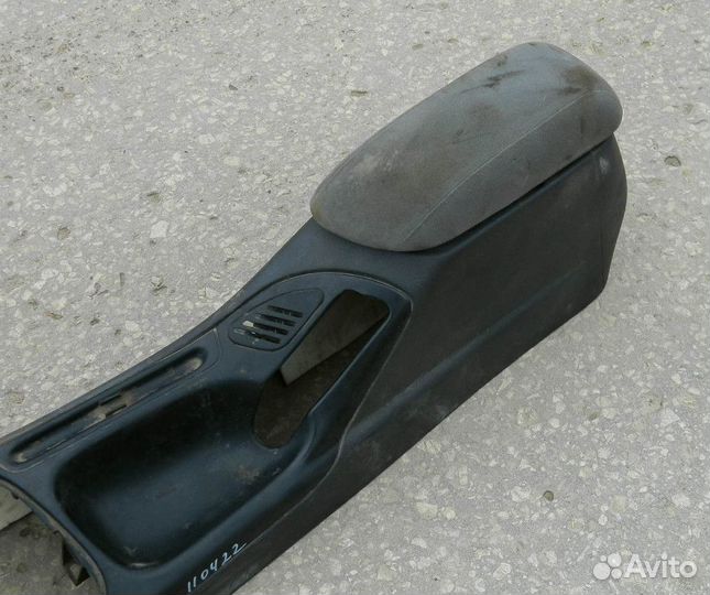 Консоль центральная Mondeo 2