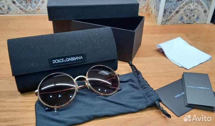 Солнцезащитные очки Dolce & Gabbana