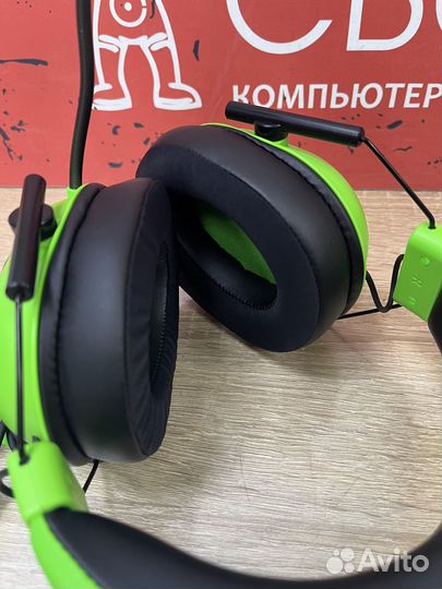 Игровые наушники Razer BlackShark V2 X зеленый