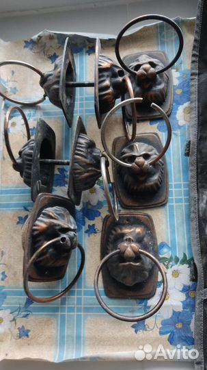 Дверная ручка 