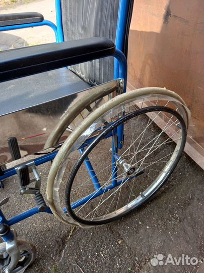 Инвалидная коляска
