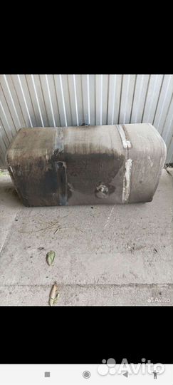 Топливный бак на грузовик