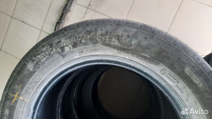 Continental ContiPremiumContact 5 215/60 R16 103H