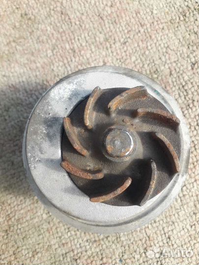 Помпа на Опель