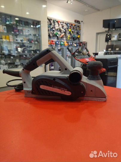 Сетевой электрорубанок Интерскол Р-102/1100эм 1100